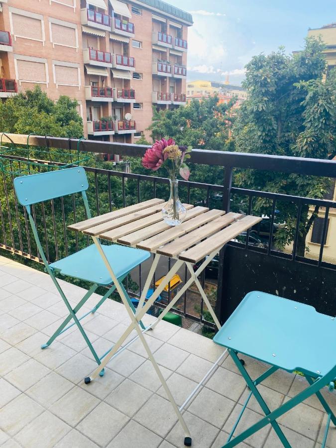 Modern City Apartment Modena Luaran gambar