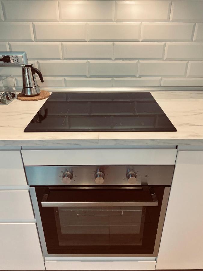 Modern City Apartment Modena Luaran gambar