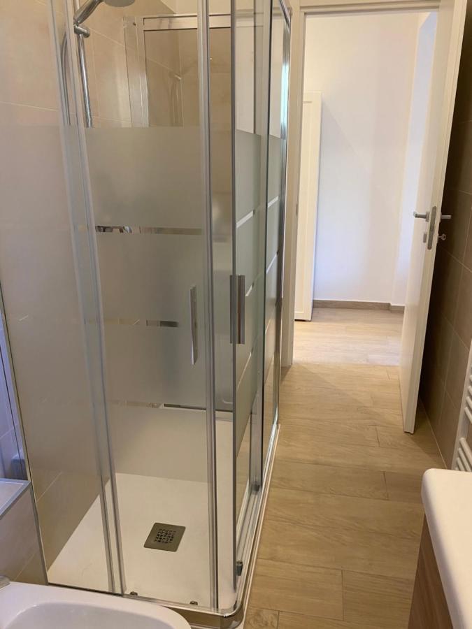 Modern City Apartment Modena Luaran gambar
