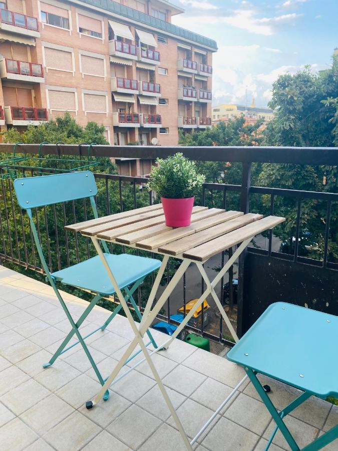 Modern City Apartment Modena Luaran gambar