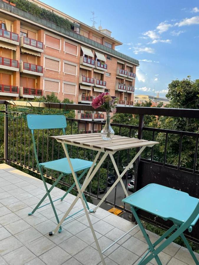 Modern City Apartment Modena Luaran gambar