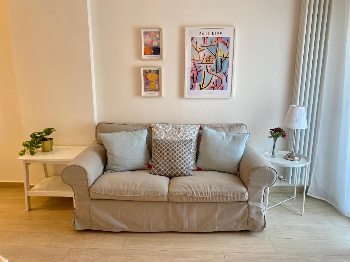 Modern City Apartment Modena Luaran gambar