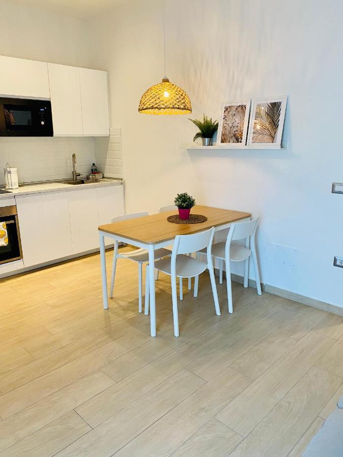 Modern City Apartment Modena Luaran gambar