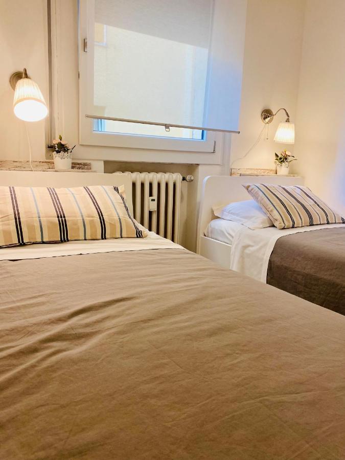 Modern City Apartment Modena Luaran gambar