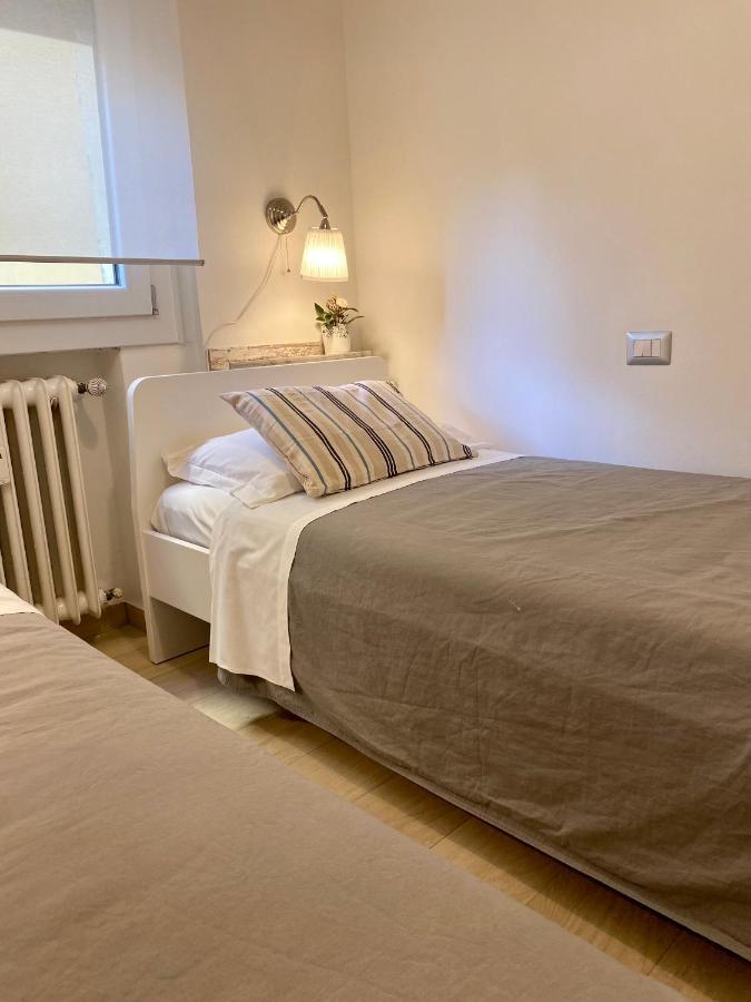 Modern City Apartment Modena Luaran gambar